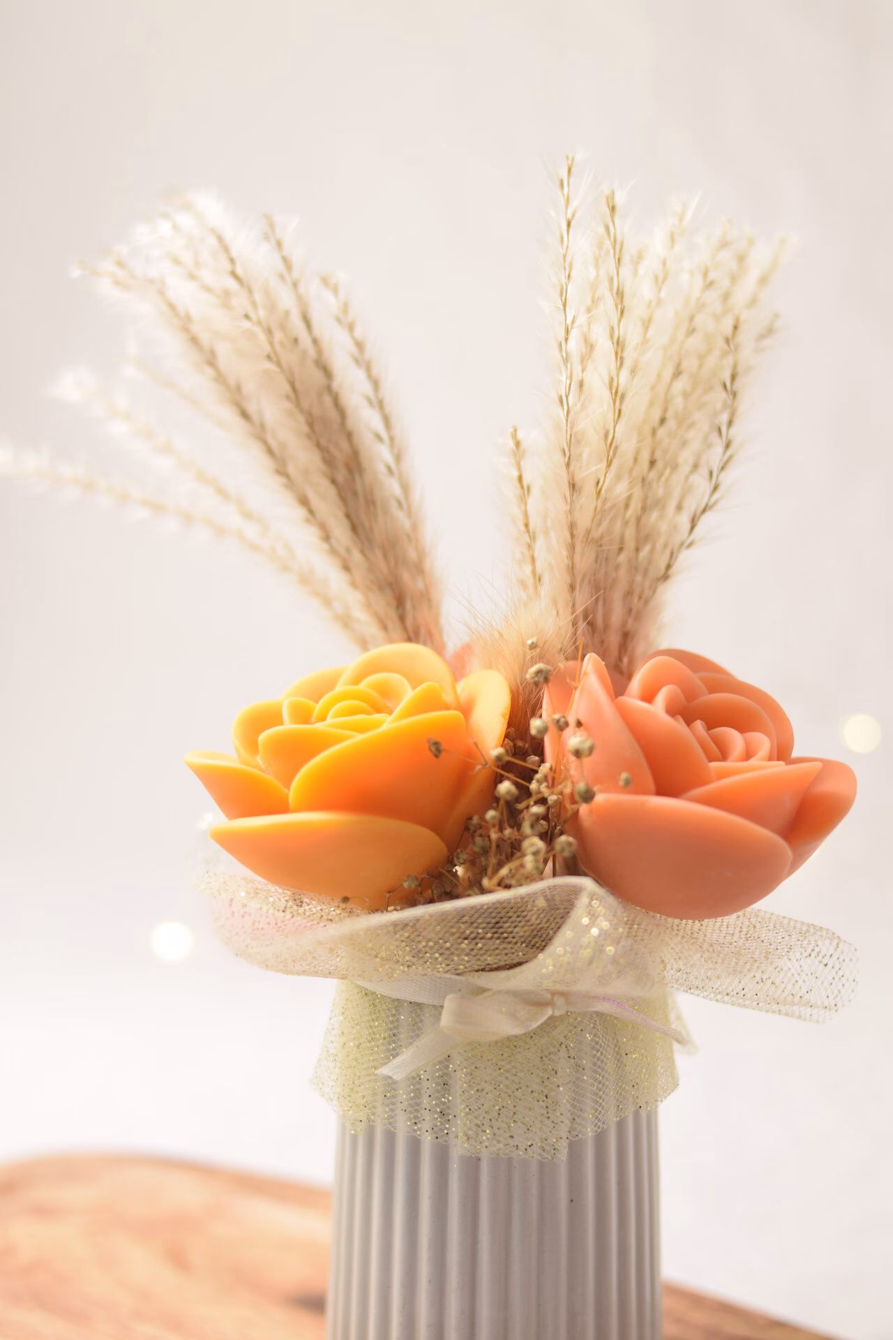 Aranjament din flori de cearǎ - oranj & galben - imagine 3
