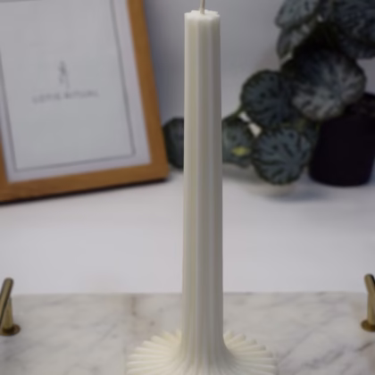 Lumânare fluted tower grande handmade ceară soia dorică înaltă Lotis Ritual