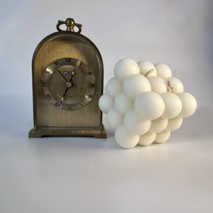 lumânare cubică bubbly Lotis Ritual handmade soy wax